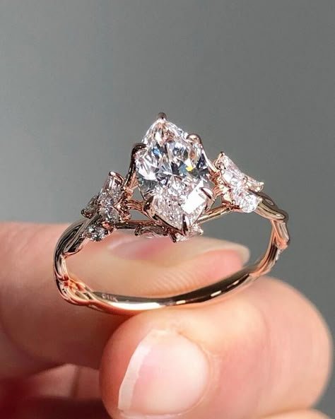 moissanite rings