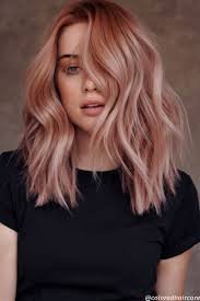 strawberry blonde